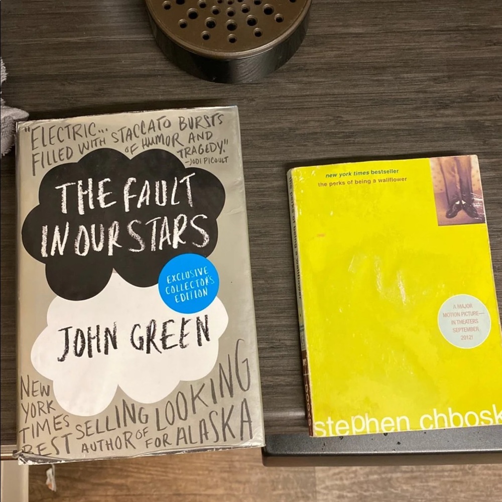 Teen books❌sold❌